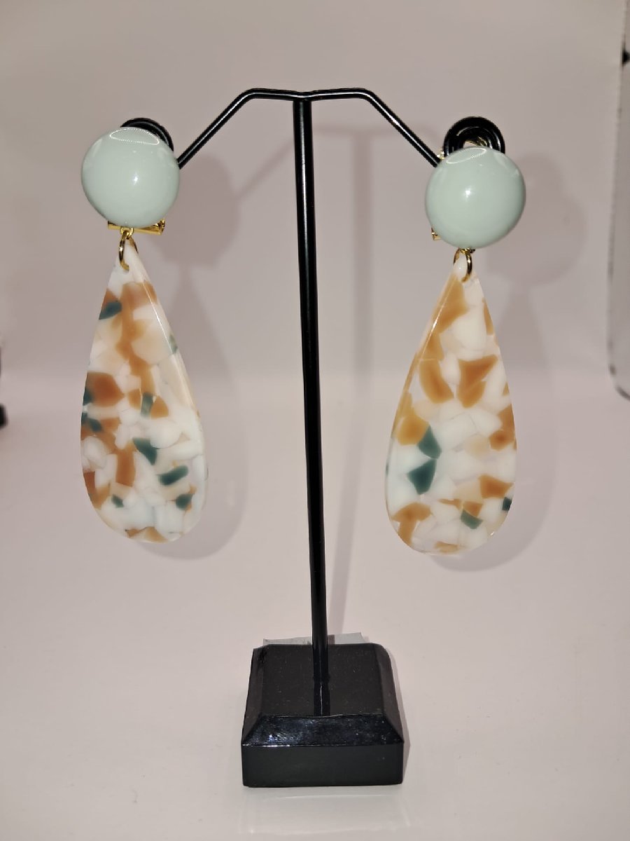 Pendientes largos florales