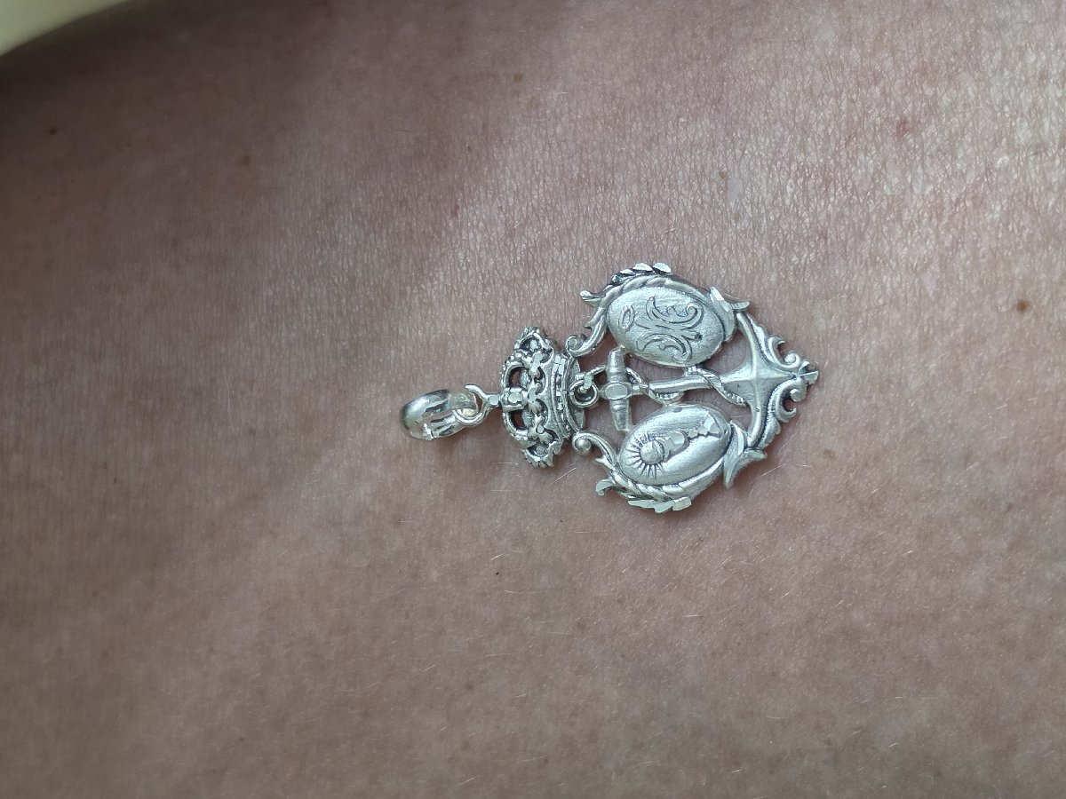 Escudo Cristo Tres Caídas