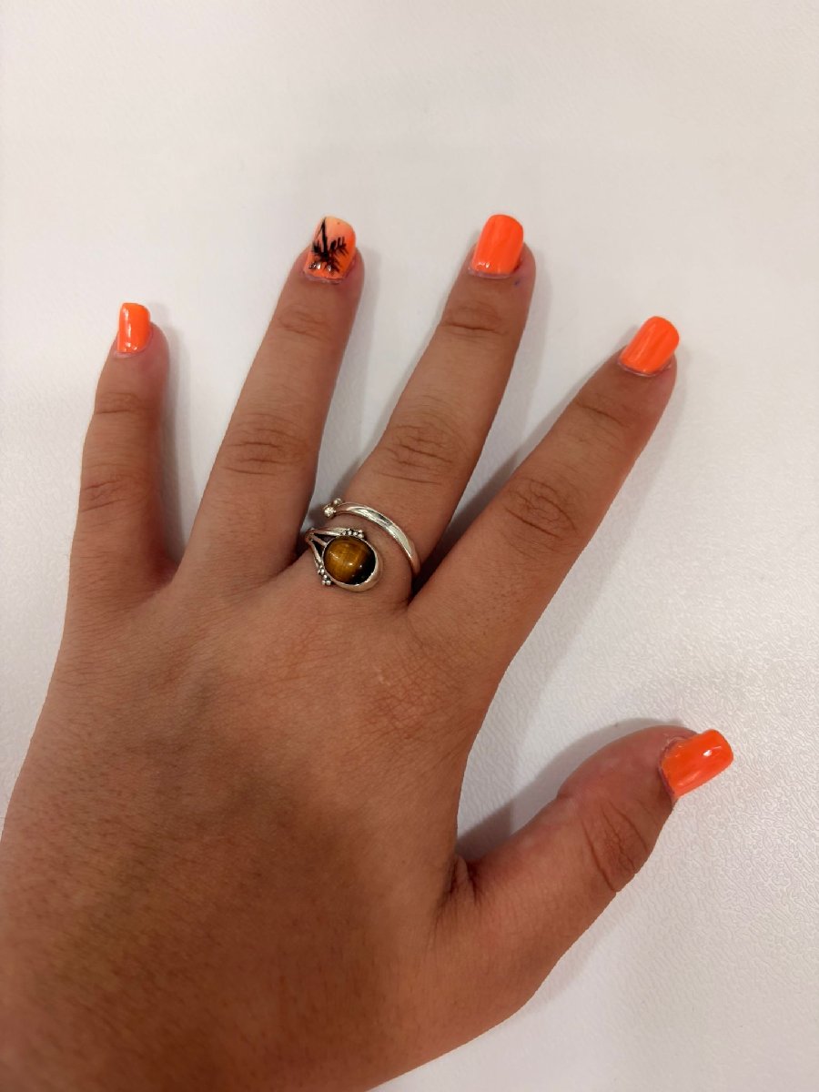 Anillo ojo tigre