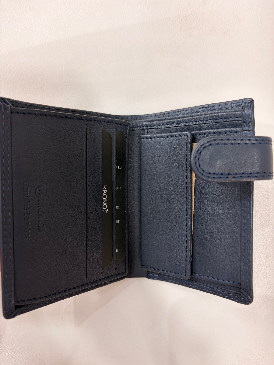 Cartera piel azul